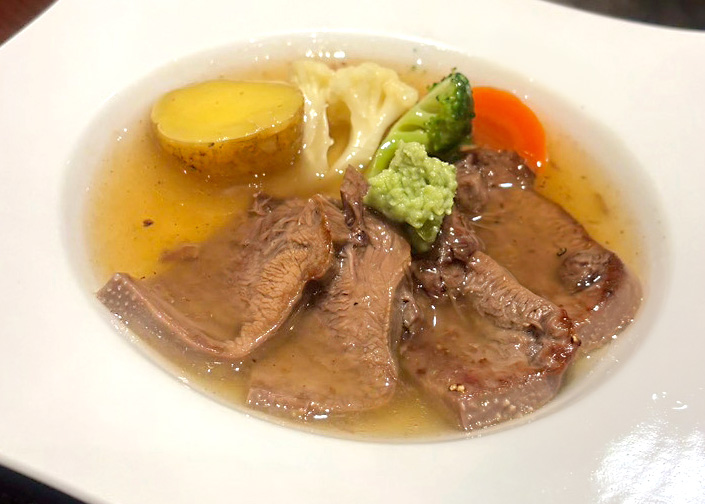 タン煮込み